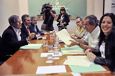 Juan Gallo reunido con Asociaciones